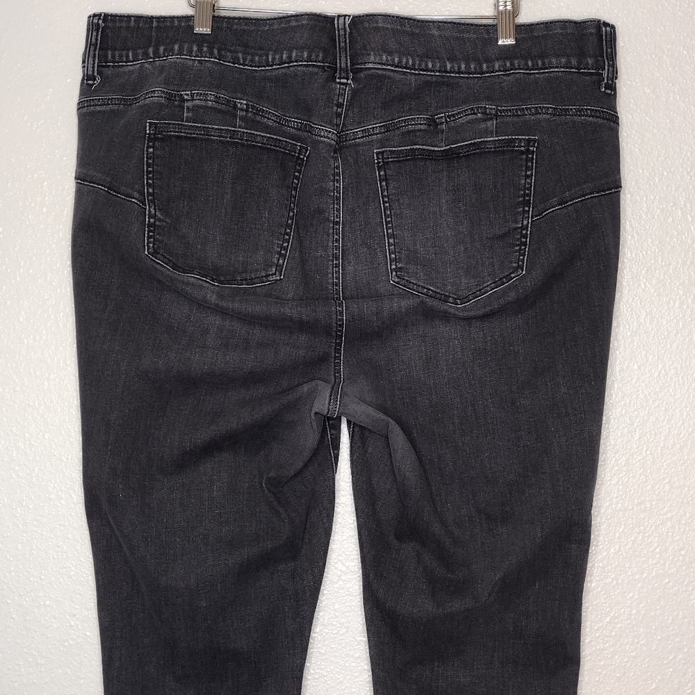 Torrid Black Distressed High-Rise Bombshell Skinny Ankle Cropped Jeans Sz 20 - Picture 7 of 12